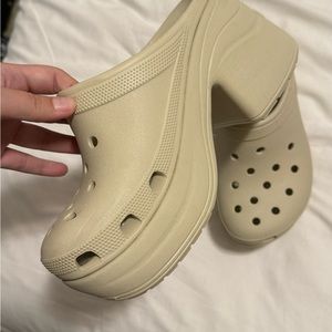 Crocs